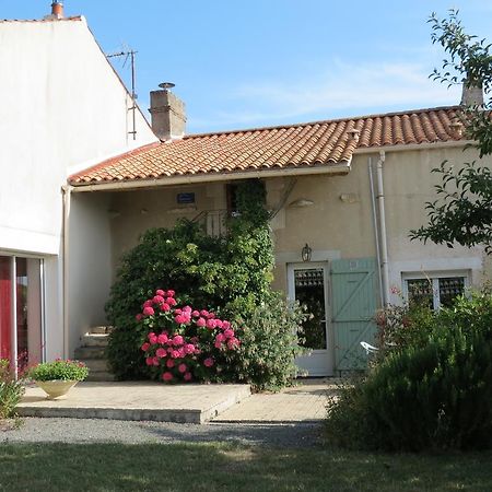 L'Aubinoise Bed & Breakfast Saint-Aubin-la-Plaine Eksteriør bilde