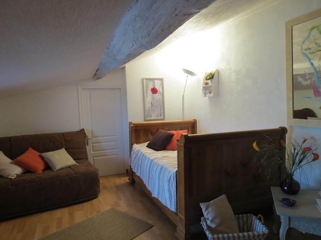 L'Aubinoise Bed & Breakfast Saint-Aubin-la-Plaine Rom bilde