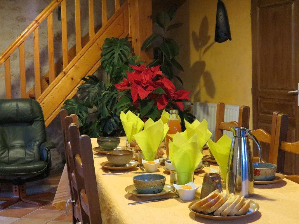 L'Aubinoise Bed & Breakfast Saint-Aubin-la-Plaine Eksteriør bilde